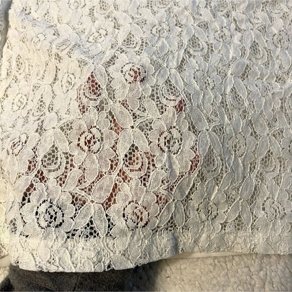 Divided by H&M Off White Floral Lace Sheer Top - Picture 3 of 6
